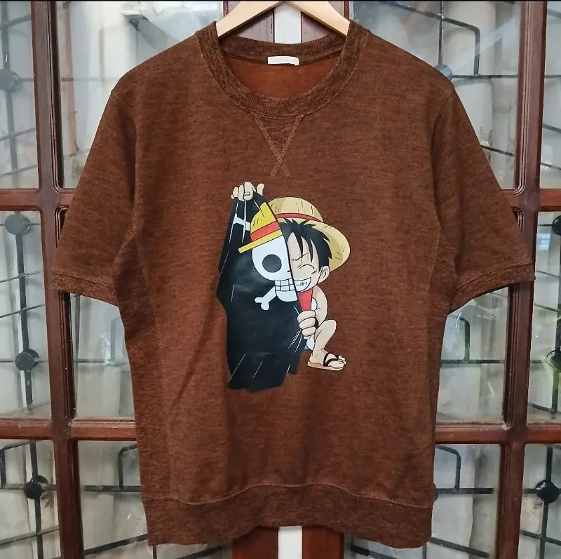 GU Streetwear Casual T-shirt Pria brown photo 1