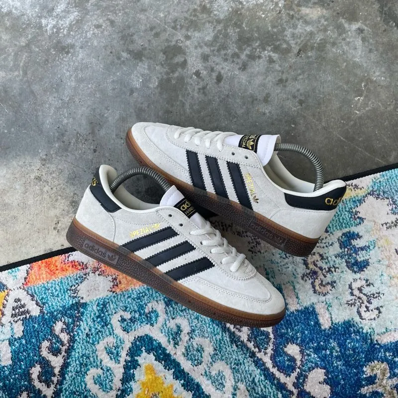 Adidas Indie Casual Sneakers Wanita white black photo 1