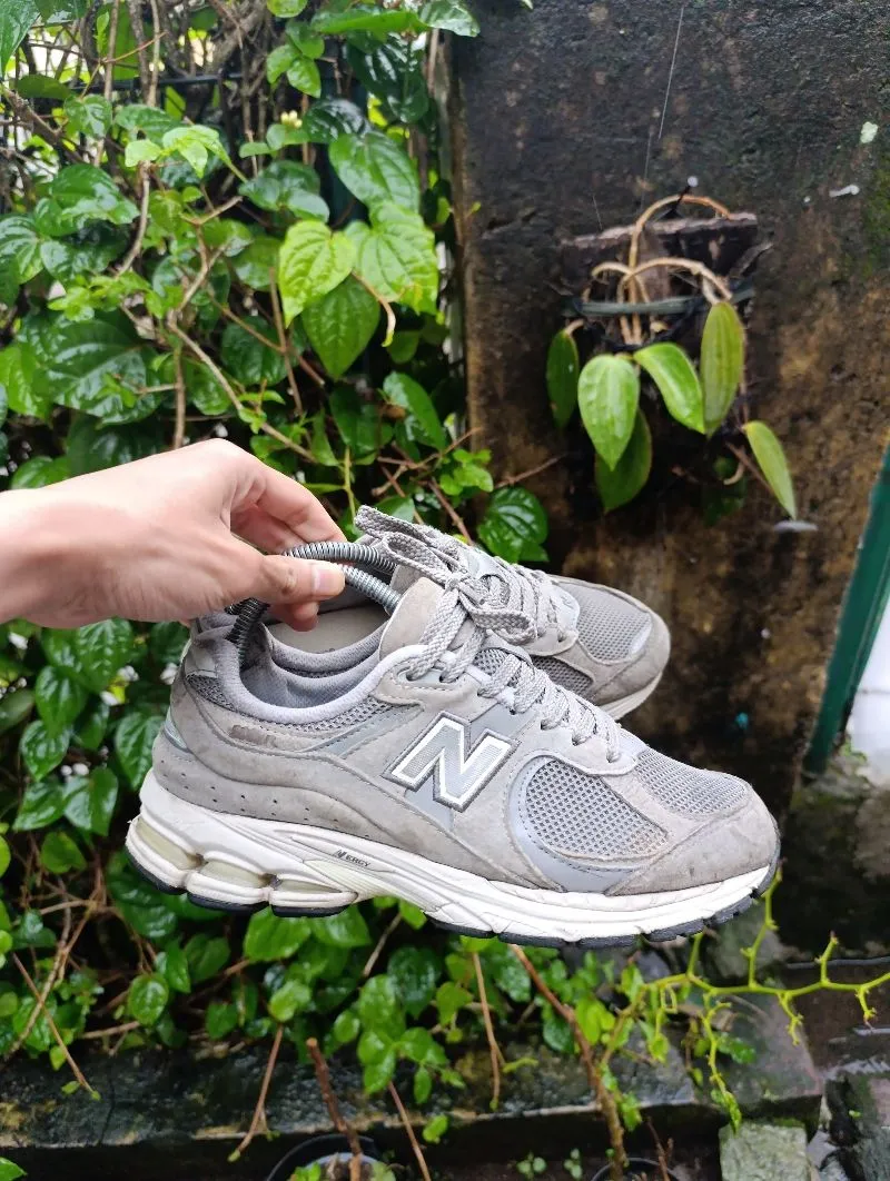 New Balance Sportswear Casual Sneakers Pria gray photo 1