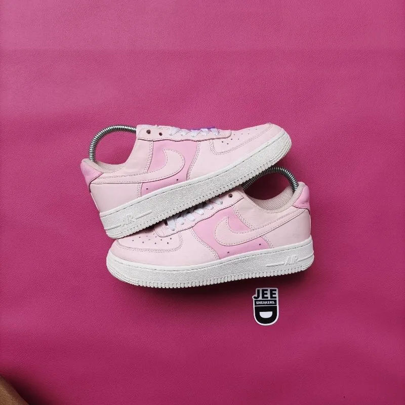 Nike Streetwear Casual Sneakers Wanita white pink photo 1