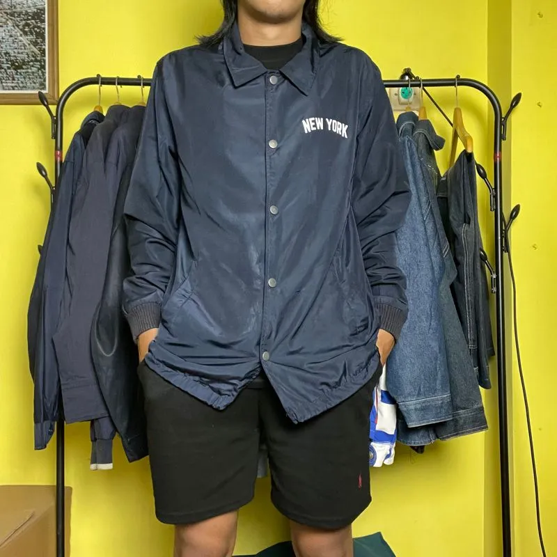 Adidas Streetwear Casual Windbreaker Pria navy photo 1