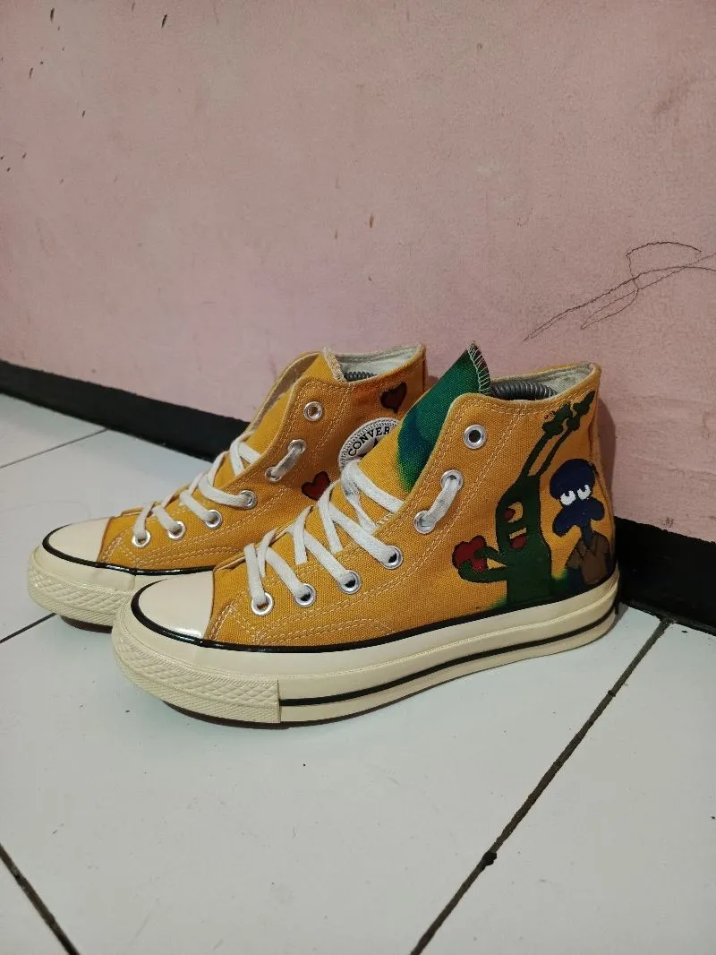 spongebob chuck taylors