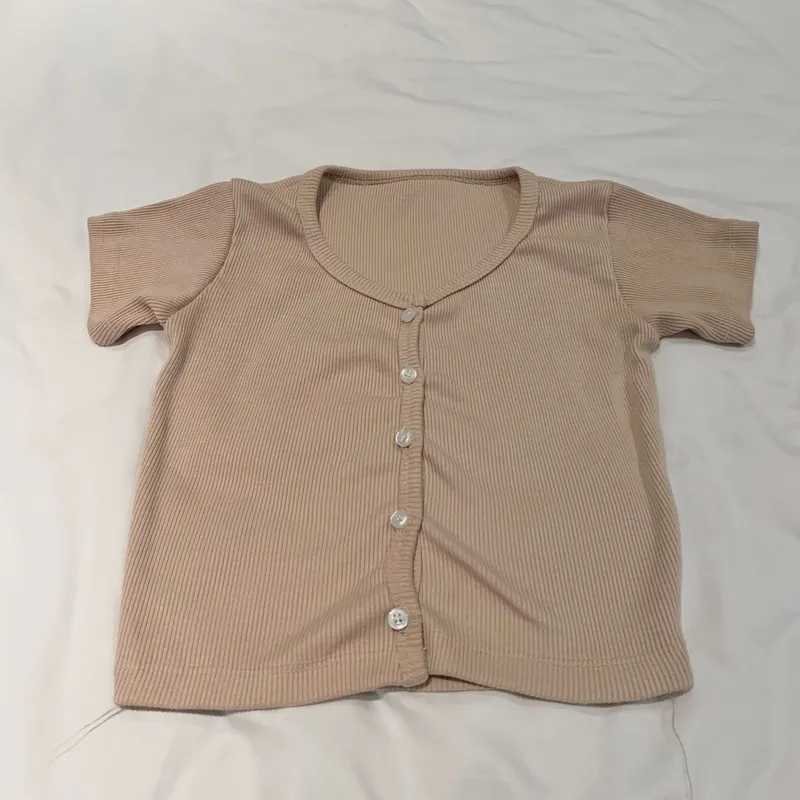 cream ribbed crop top bust / photo 1