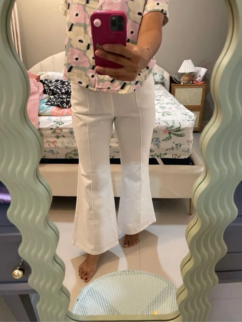 Shein Minimalist Casual Flare pants Wanita white photo 1