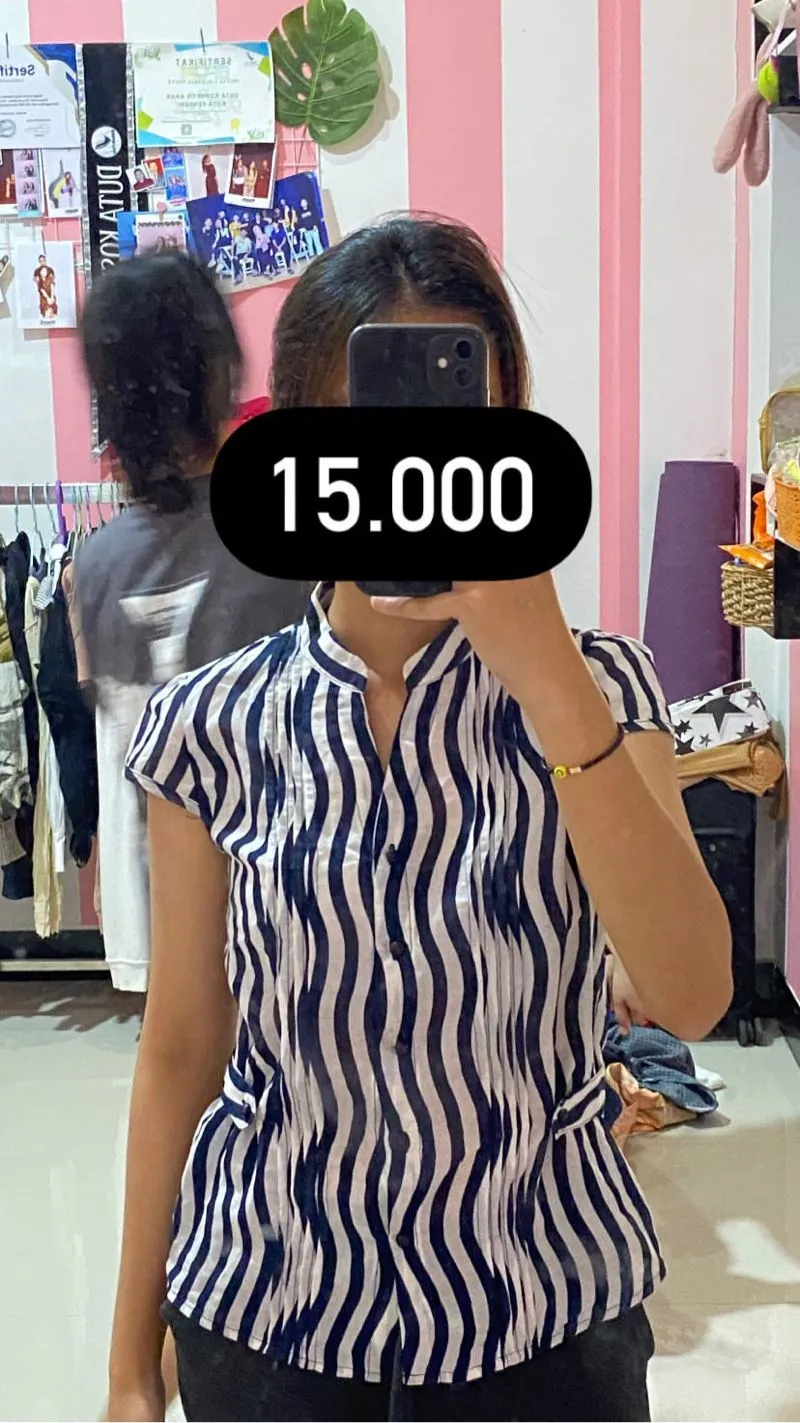 Casual Shirt Wanita white blue photo 1