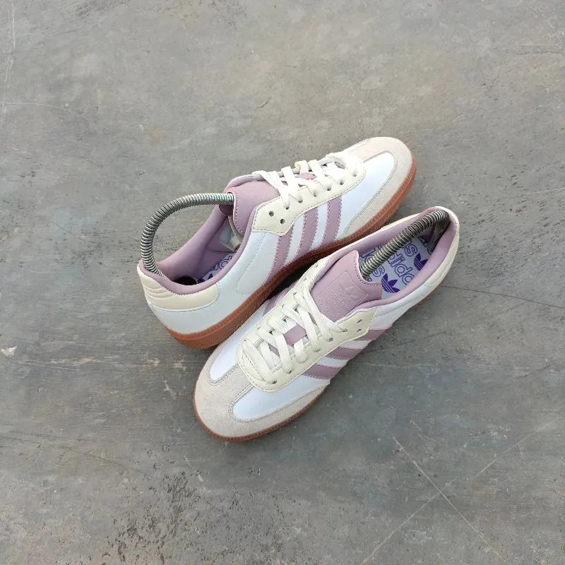 Adidas Casual Sneakers Wanita pink photo 1