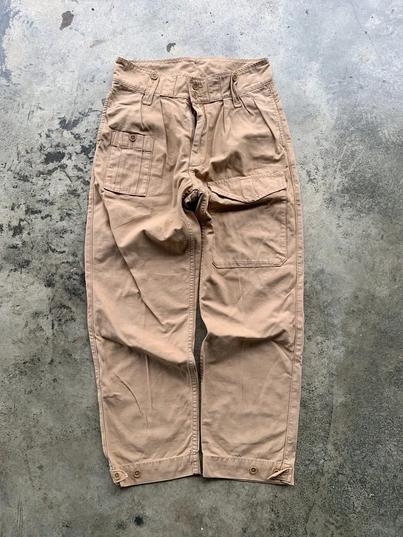 Japanese brand Streetwear Avant Garde Casual pants Pria khaki photo 1