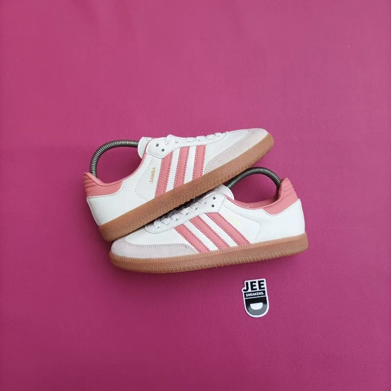 Adidas Streetwear Casual Sneakers Wanita white pink photo 1