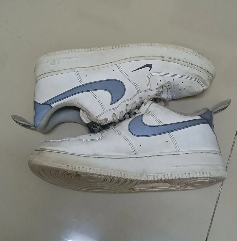 Nike Streetwear Casual Sneakers Pria white gray photo 1