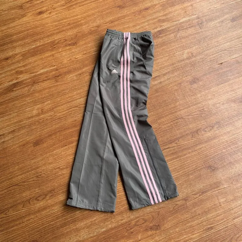 Adidas Streetwear Sportswear Sweatpants & Joggers Pria pink gray photo 1