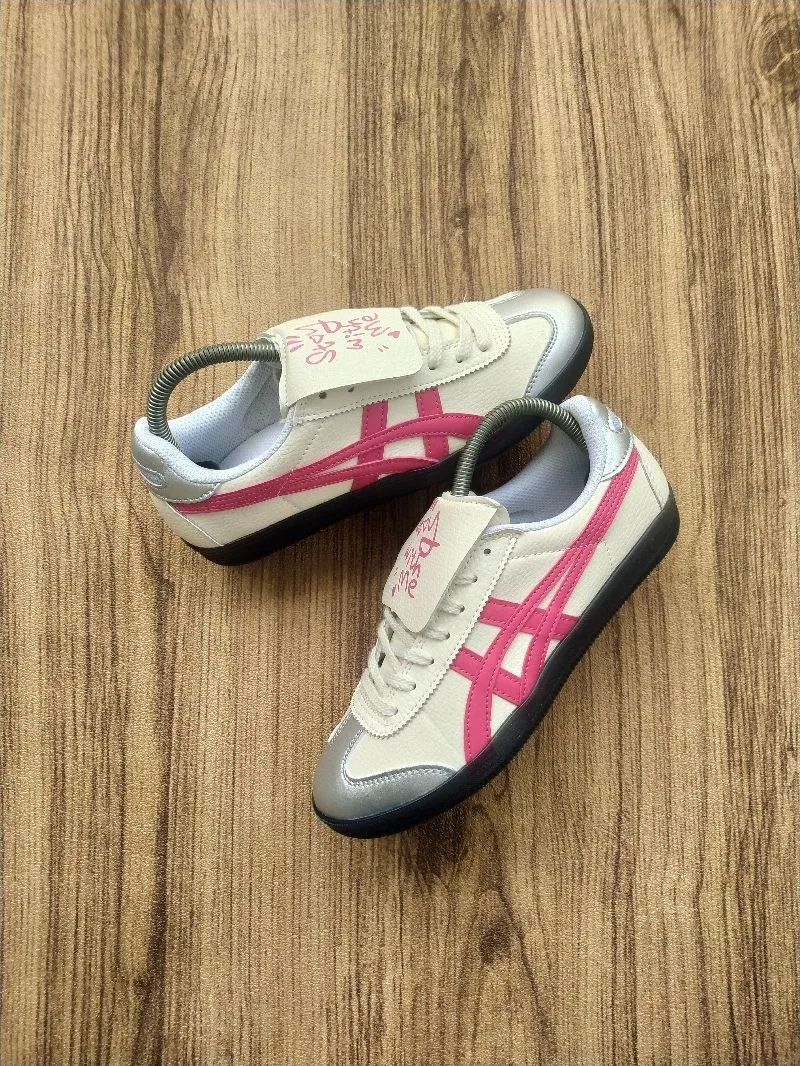 Onitsuka Tiger Casual Sneakers Wanita pink cream photo 1