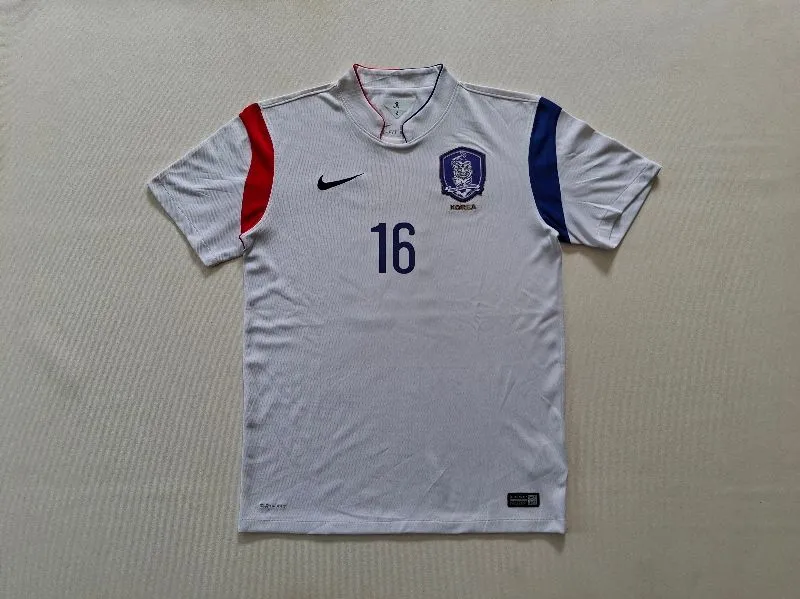Nike Sportswear Jersey Pria white photo 1
