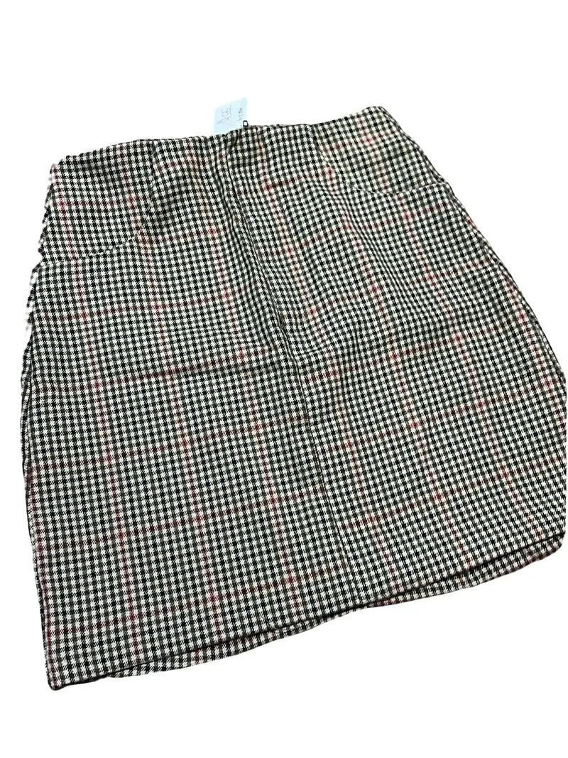 Pull & Bear Casual Skirt Wanita black cream photo 1