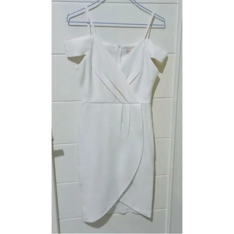 Coquette Minimalist Bodycon dress Wanita white photo 1