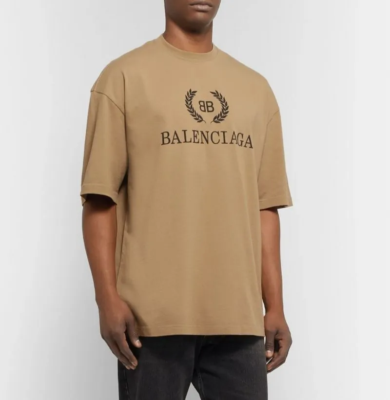Balenciaga Luxury T-shirt Pria brown photo 1