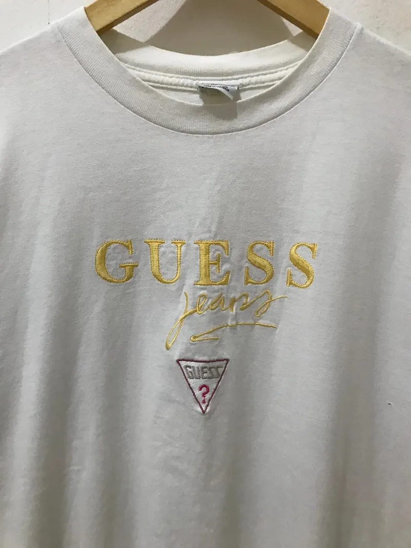 Guess Luxury Casual T-shirt Pria white
