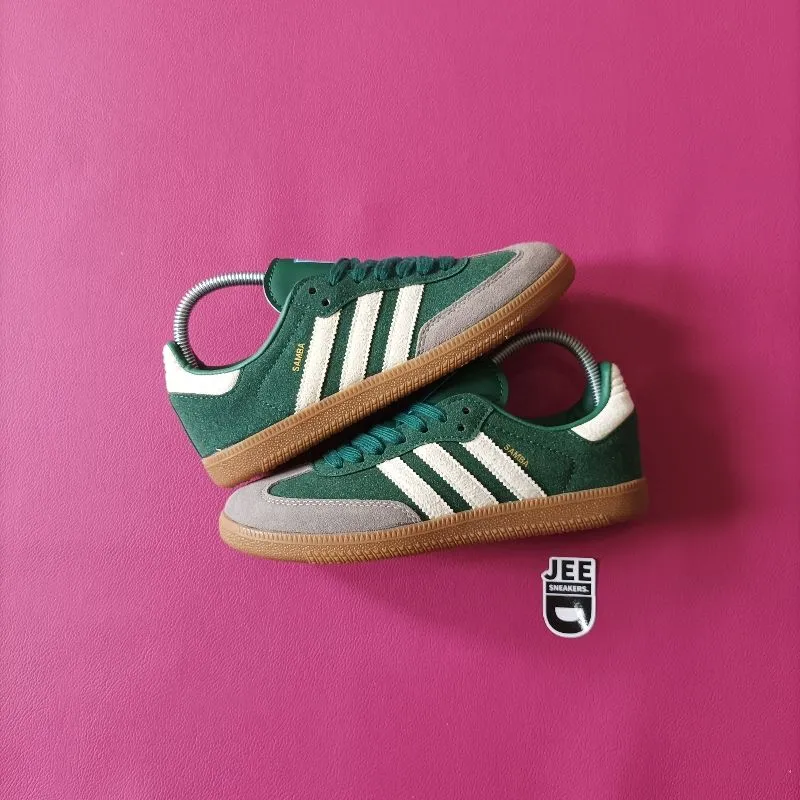 Adidas Streetwear Casual Sneakers Wanita green gray photo 1