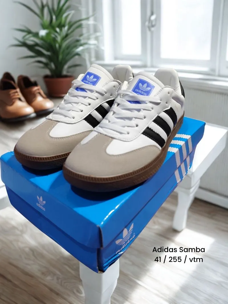 Adidas Samba Sneakers photo 1