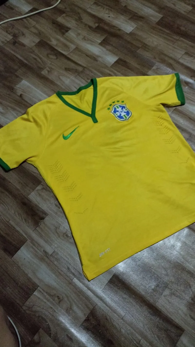 Nike Sportswear Jersey Pria yellow photo 1