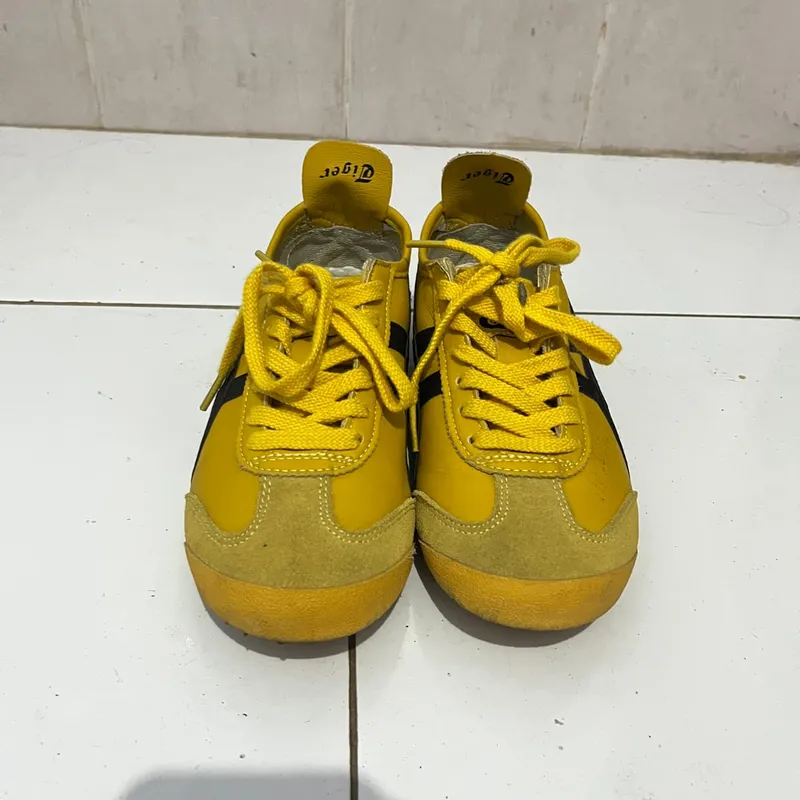Onitsuka Tiger Streetwear Skater Sneakers Wanita yellow photo 1