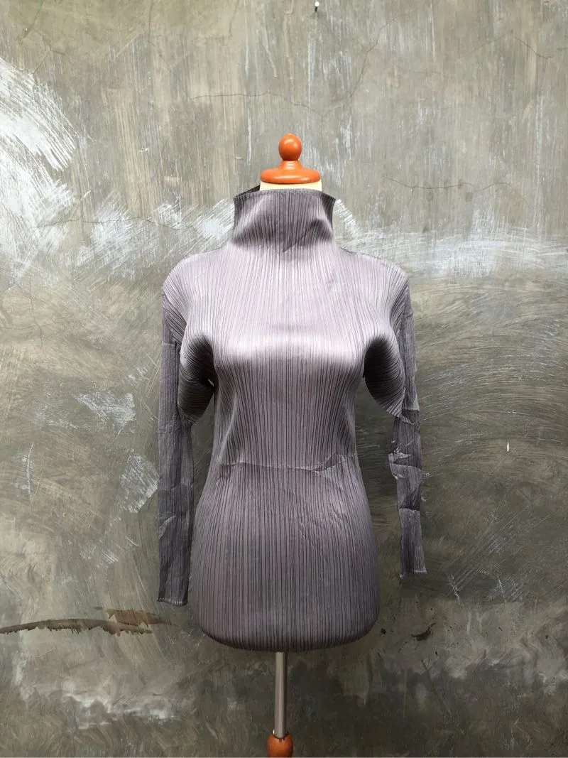 Issey Miyake Vintage Streetwear Blouse Wanita gray photo 1
