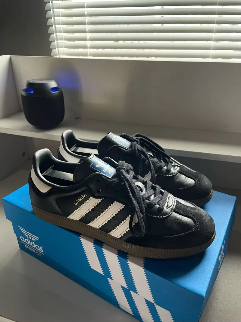 Adidas Y2K Casual Sneakers Pria white black photo 1