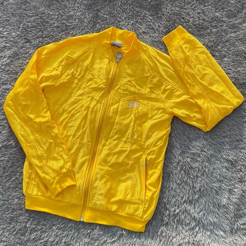 Nike Vintage Casual Windbreaker Pria yellow photo 1