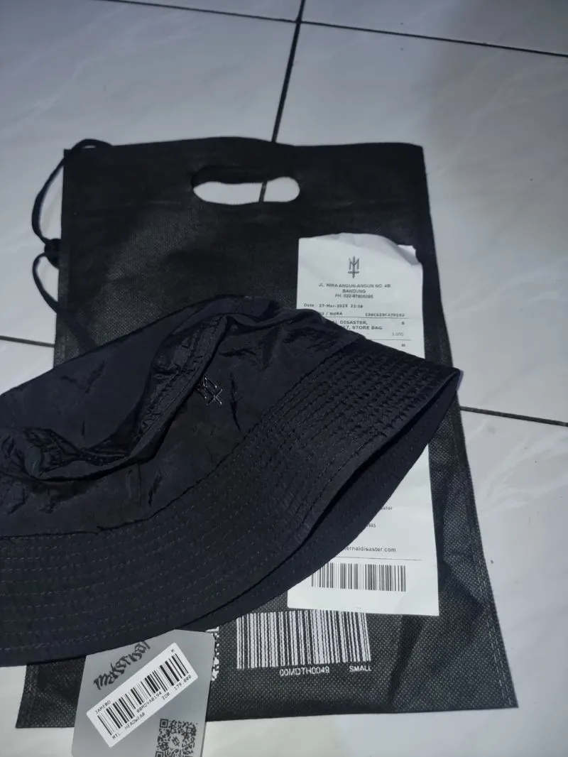 Maternal Disaster Gorpcore Casual Hat Pria black photo 1
