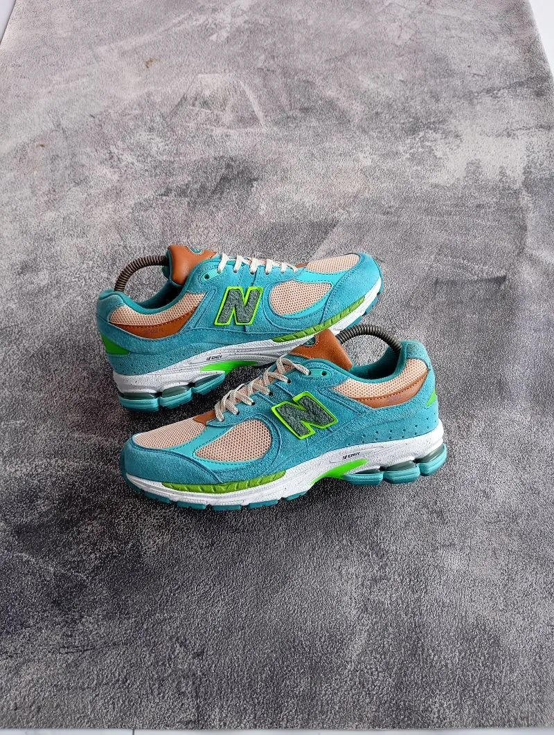 New Balance Casual Sneakers Wanita blue photo 1