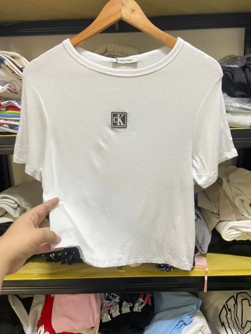 Calvin Klein Casual Crop top Wanita white photo 1