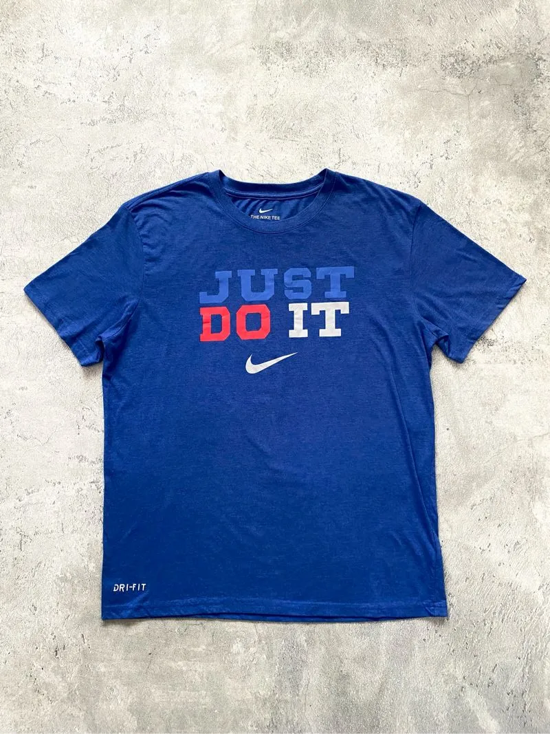 Nike Sportswear Casual T-shirt Pria blue photo 1