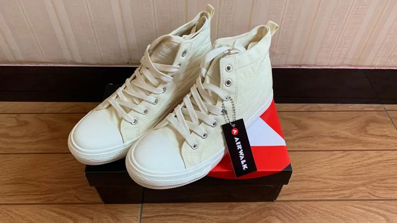 Airwalk Vintage Streetwear Sneakers Wanita cream
