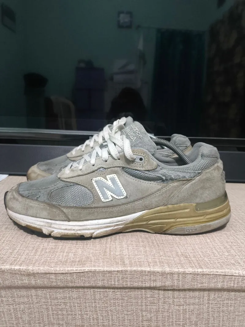New Balance Streetwear Y2K Sneakers Pria gray photo 1