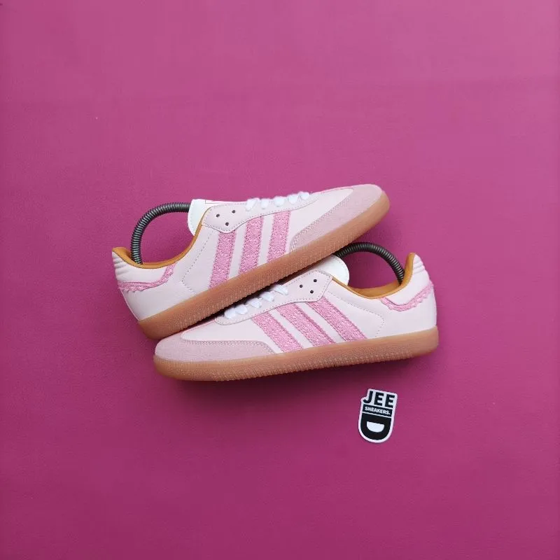Adidas Streetwear Casual Sneakers Wanita white pink photo 1
