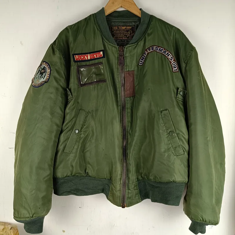 Avirex Vintage Biker Bomber jacket Pria tan cream - Preloved