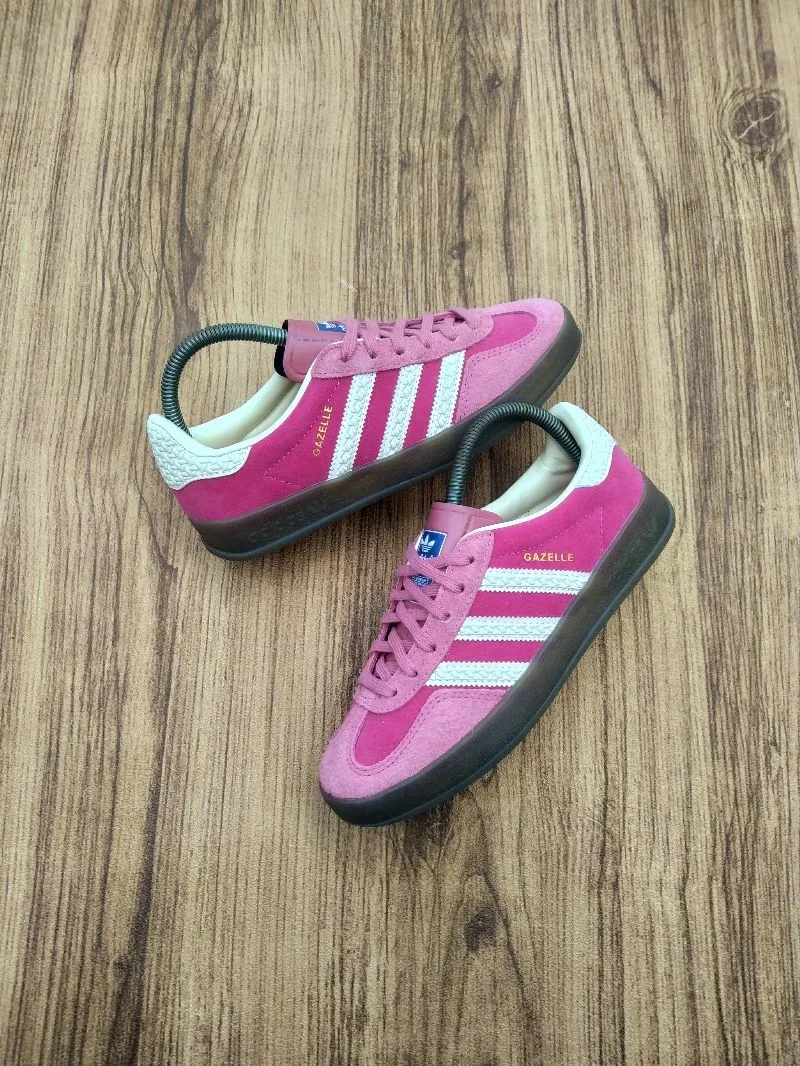 Adidas Casual Sneakers Wanita pink photo 1