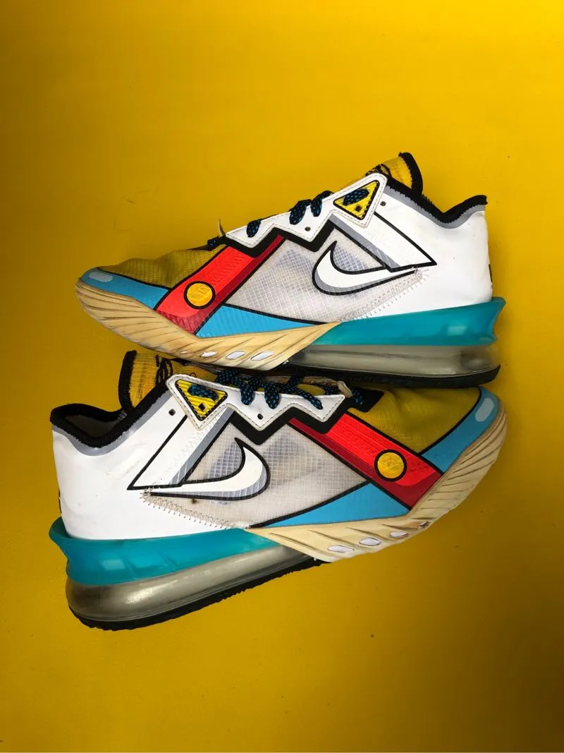 Nike Grunge Casual Sneakers Pria white yellow photo 1
