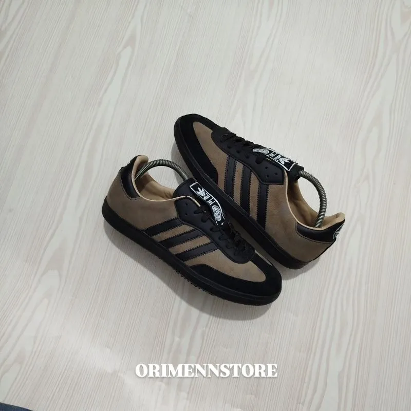 Adidas Casual Sneakers Pria brown black photo 1