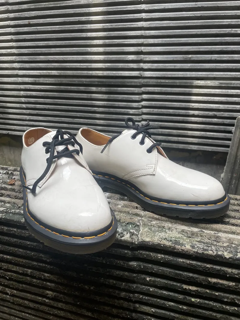 Martens Vintage Minimalist Loafer Pria white Preloved