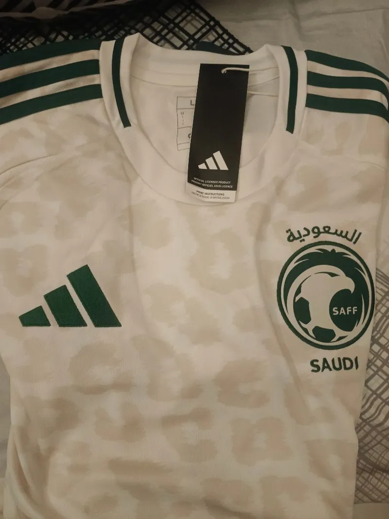Adidas Sportswear Jersey Pria green white photo 1