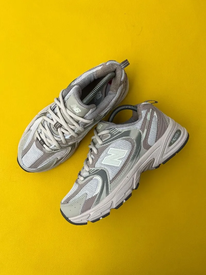 New Balance Streetwear Sneakers Pria multicolor photo 1