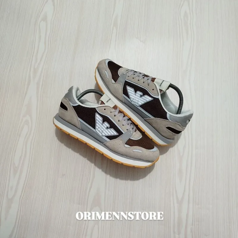 Emporio Armani Casual Sneakers Pria tan brown photo 1