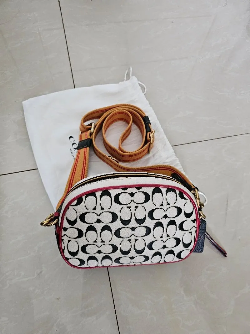 Coach Streetwear Casual Crossbody Bag Wanita multicolor white photo 1