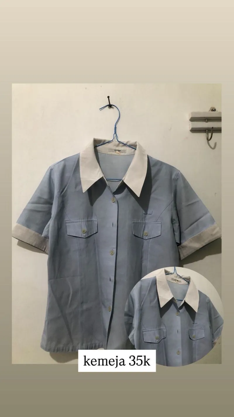 Minimalist Casual Shirt Wanita white blue photo 1