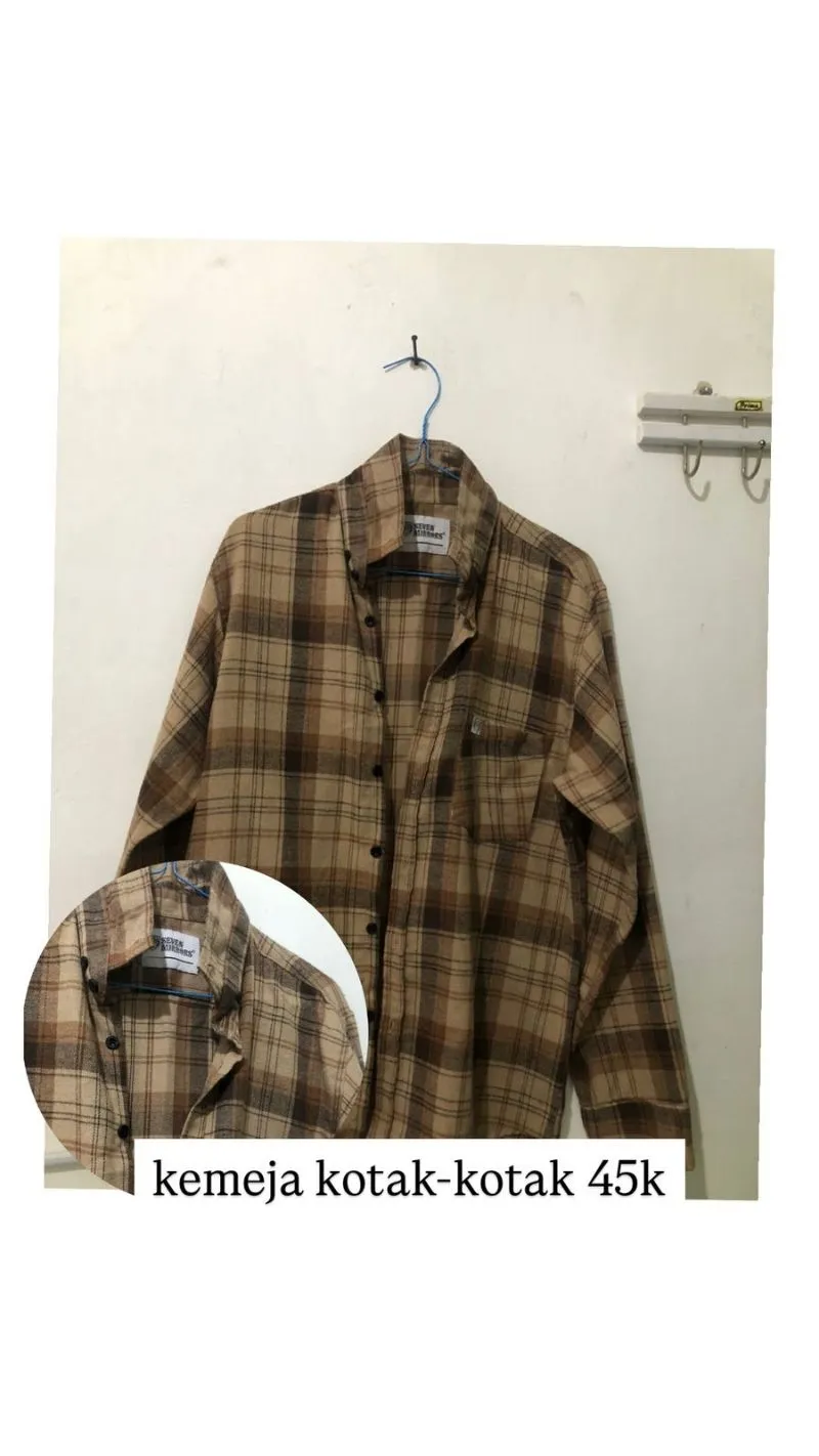 Minimalist Casual Shirt Wanita tan photo 1