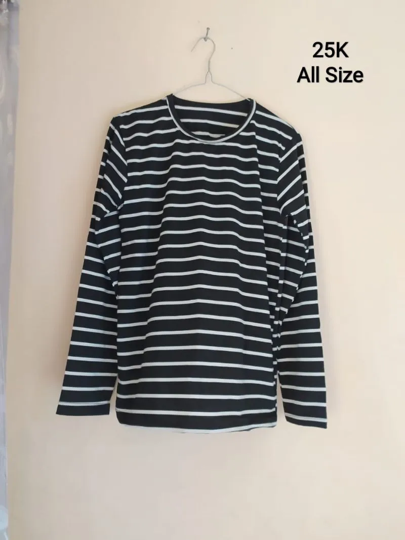 Vintage Shirt Wanita white black photo 1