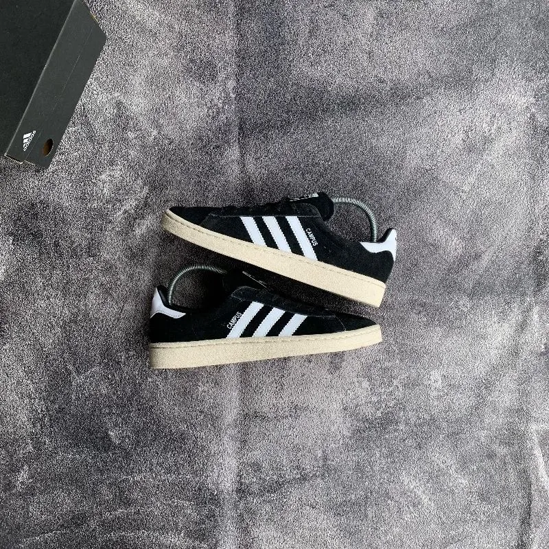 Adidas Casual Casual shoe Pria white black photo 1