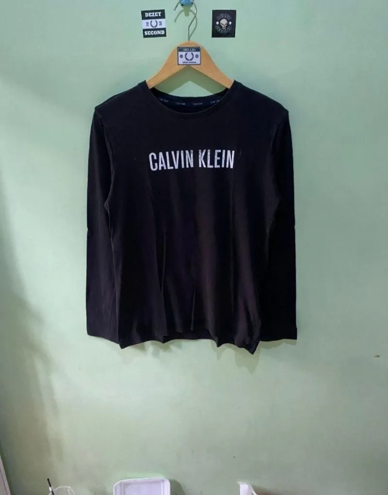 Calvin Klein Casual T-shirt Wanita black photo 1