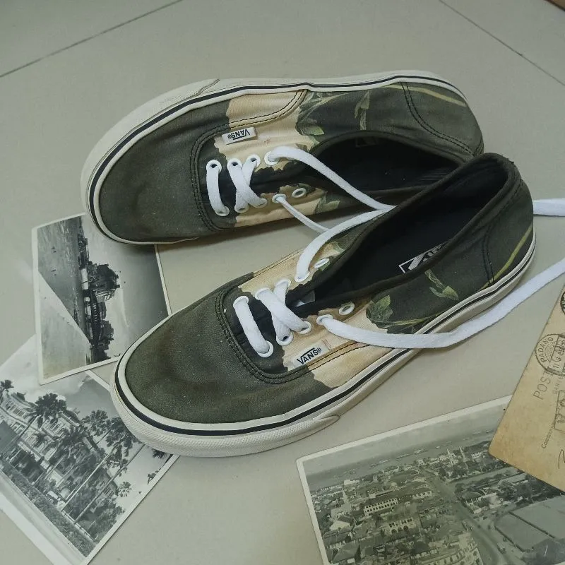 VANS Streetwear Indie Sneakers Wanita multicolor photo 1