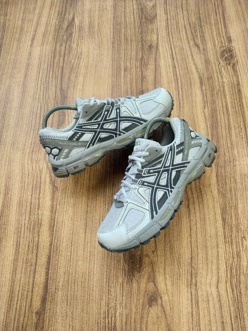 Asics Gorpcore Casual Sneakers Pria gray photo 1
